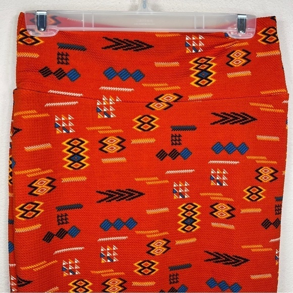 SMALL LULAROE RED ORANGE COLORFUL WESTERN SOUTHWESTERN PRINT STRETCH - Picture 6 of 10